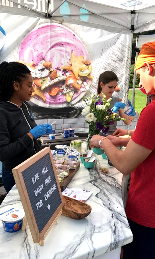 Kite Hill brand ambassadors passing out samples